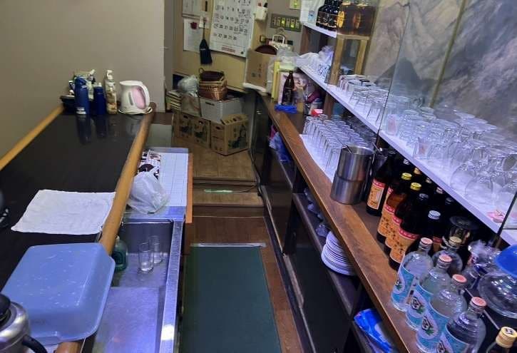 新宿駅徒歩9分 歌舞伎町スナック居抜き2階店舗 サムネイル2