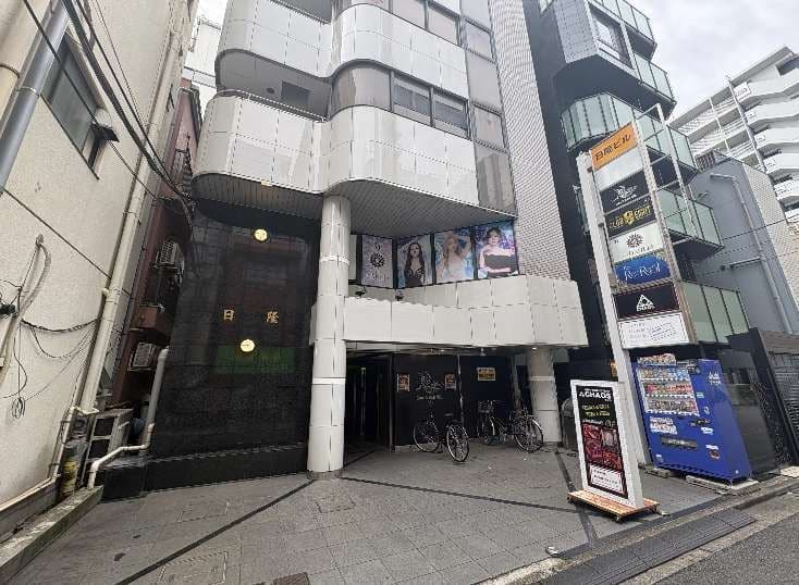 西川口駅徒歩8分 日隆ビル バー居抜き物件 サムネイル2