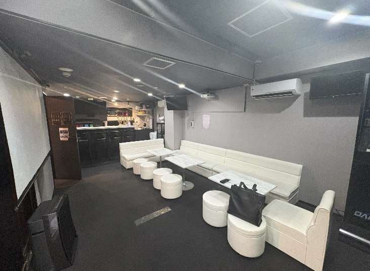西川口駅徒歩8分 日隆ビル バー居抜き物件 サムネイル3