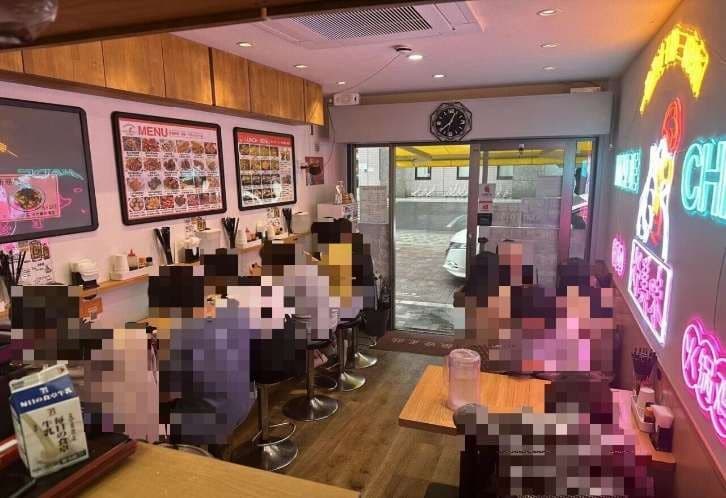 上野駅徒歩5分 東上野3丁目貸店舗 麻辣湯居抜き物件 サムネイル2