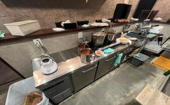 桜木町駅徒歩1分 TKビル ラーメン居抜き物件 サムネイル3