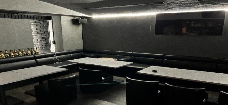 六本木駅徒歩7分 ルミエール元麻布 バー居抜き物件 サムネイル2