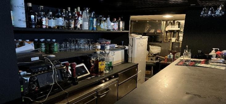 六本木駅徒歩7分 ルミエール元麻布 バー居抜き物件 サムネイル3
