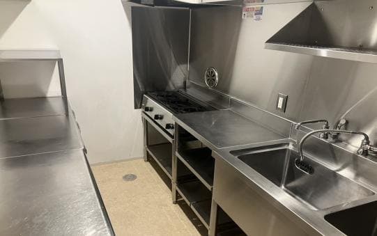 大森駅徒歩2分 紅屋ビル 居酒屋居抜き物件 サムネイル2